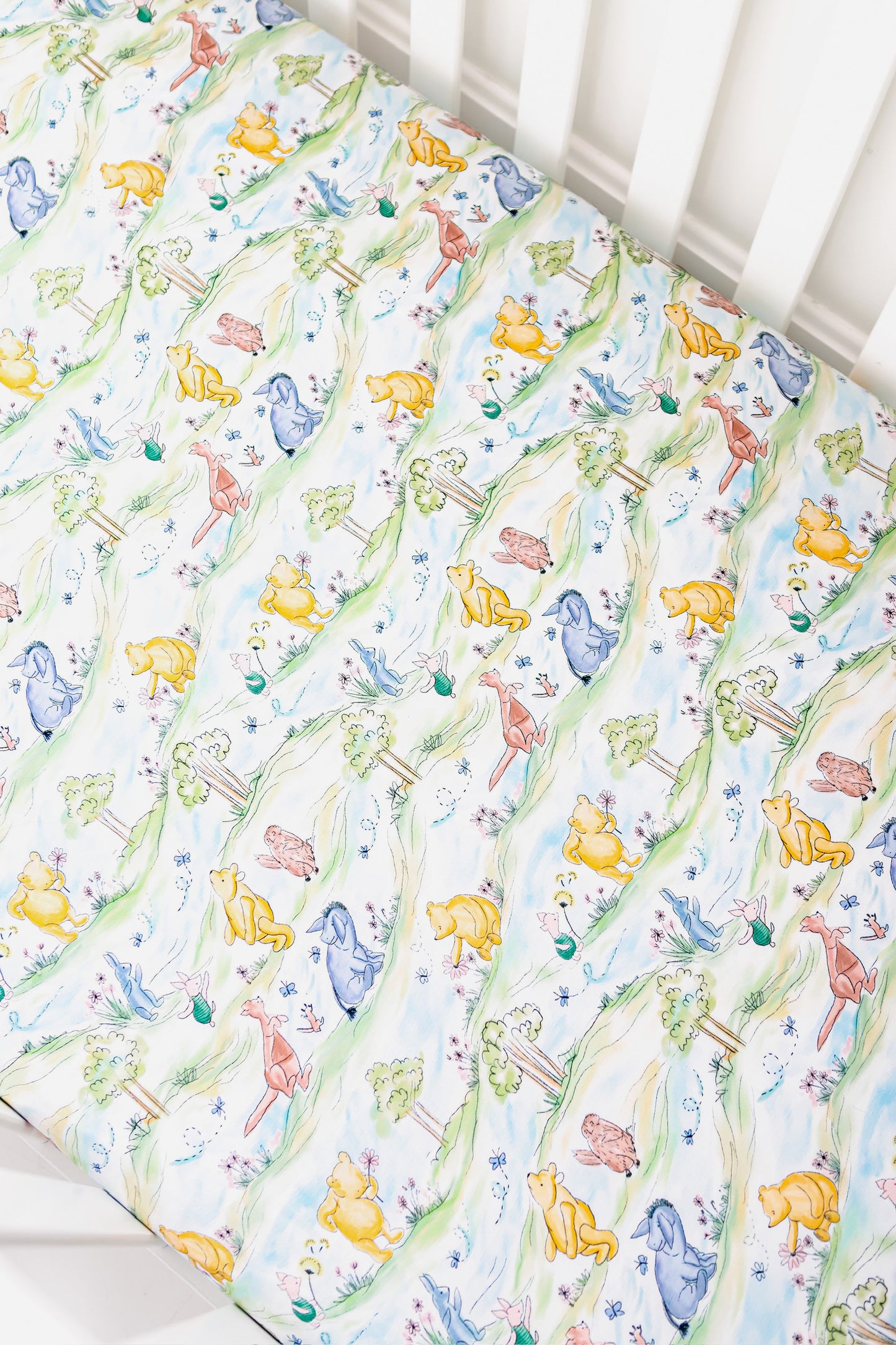 Pooh’s Springtime Stroll Crib Sheet